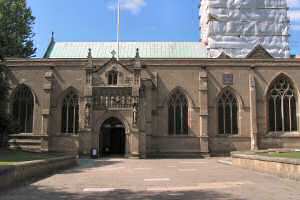 [An image showing Leicester Cathedral]